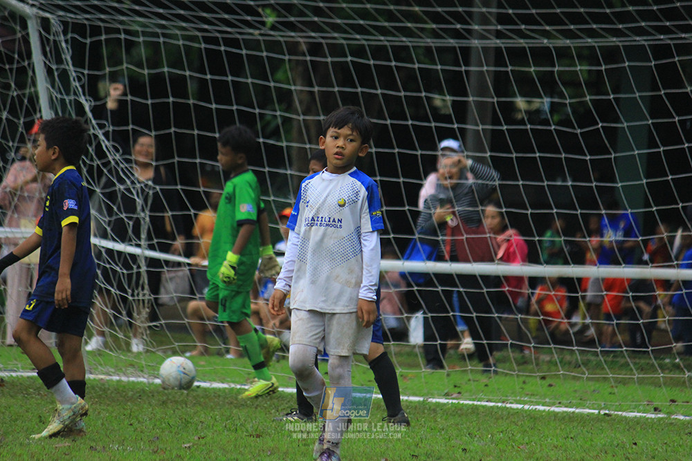 ijl u11 110126 brazillian ss senayan vs asia football school