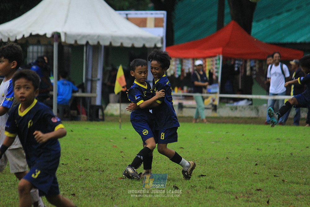 ijl u11 110126 brazillian ss senayan vs asia football school