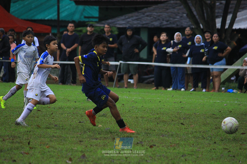 ijl u11 110126 brazillian ss senayan vs asia football school