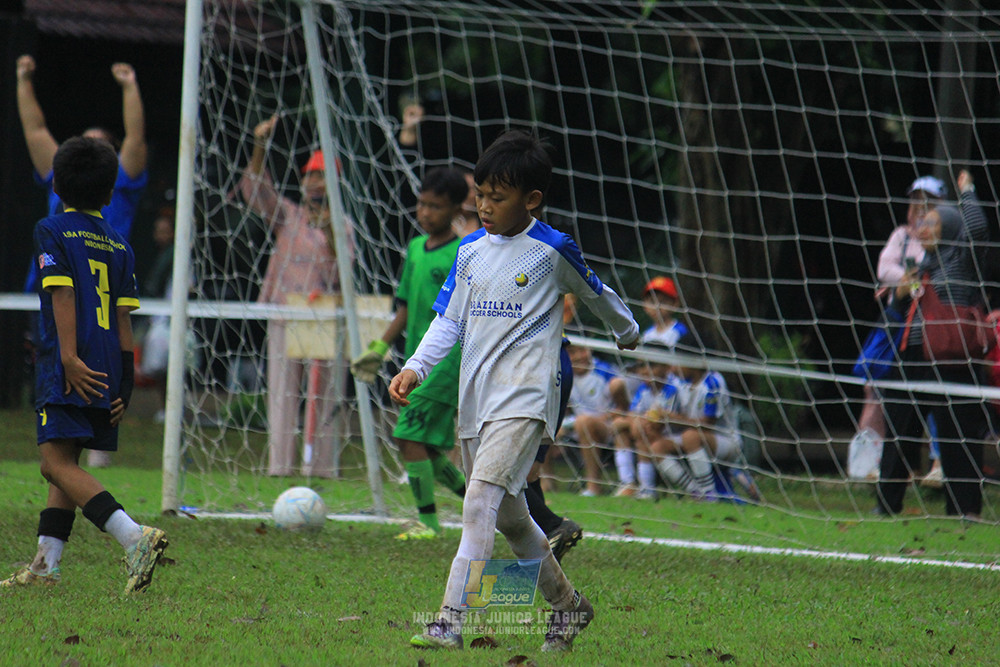 ijl u11 110126 brazillian ss senayan vs asia football school