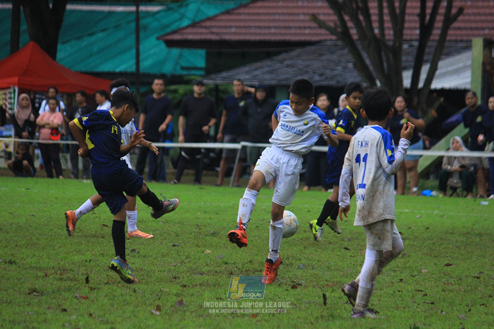 ijl u11 110126 brazillian ss senayan vs asia football school