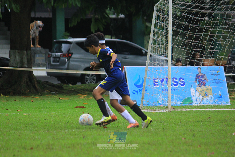 ijl u11 110126 brazillian ss senayan vs asia football school