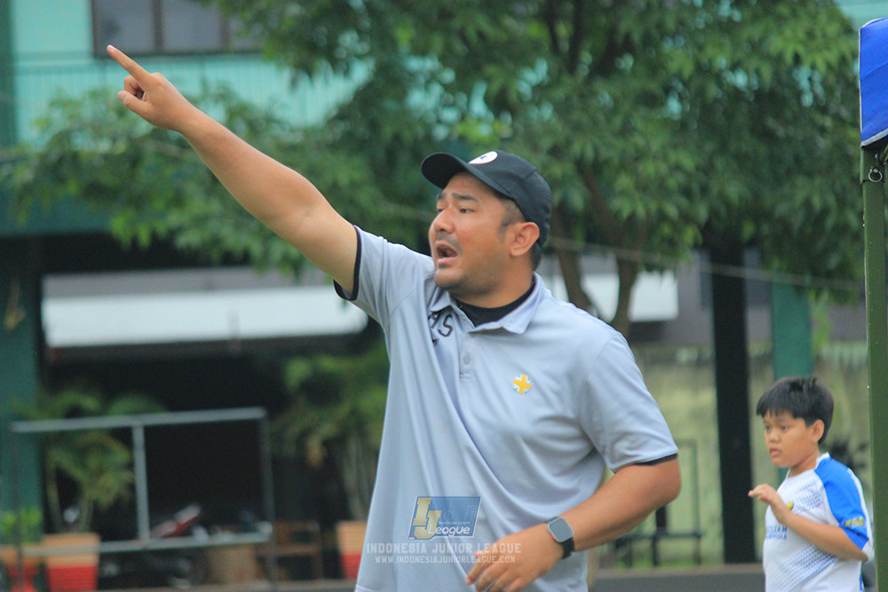 ijl u11 110126 brazillian ss senayan vs asia football school