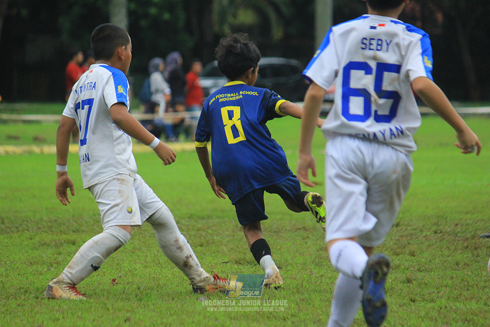 ijl u11 110126 brazillian ss senayan vs asia football school