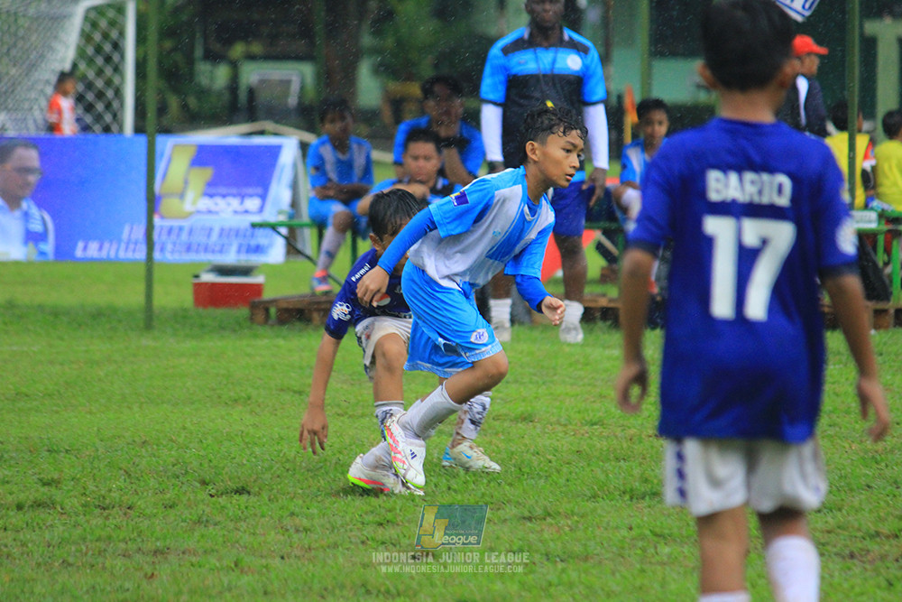 ijl u11 110126 proball football vs fifa farmel