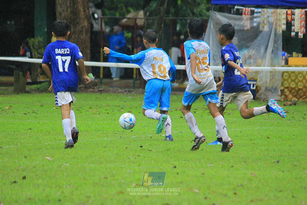ijl u11 110126 proball football vs fifa farmel