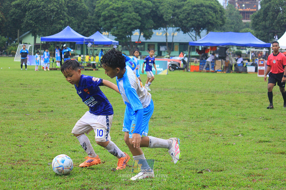 ijl u11 110126 proball football vs fifa farmel