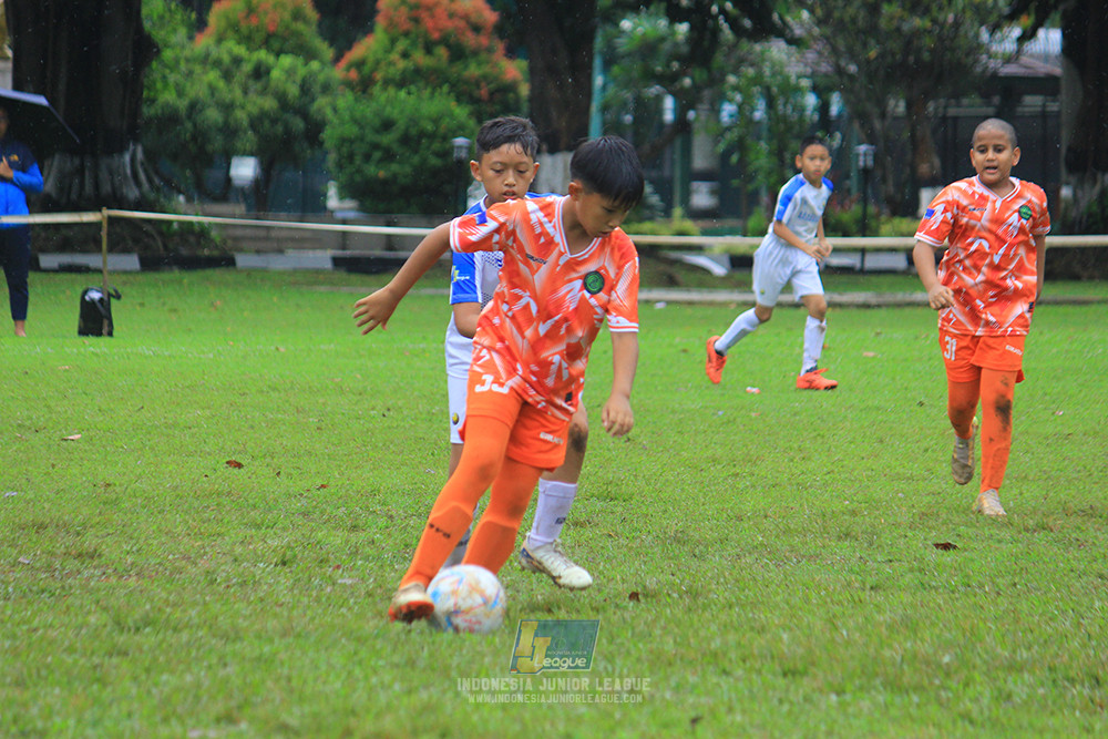 ijl u11 110126 soccer future lab cijantung vs brazillian ss senayan
