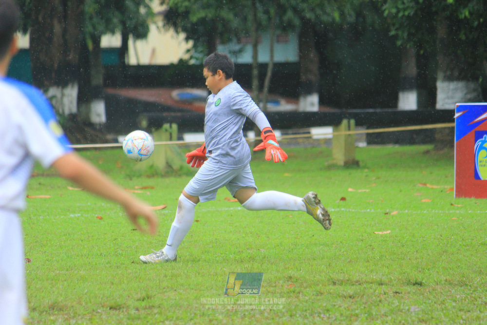 ijl u11 110126 soccer future lab cijantung vs brazillian ss senayan