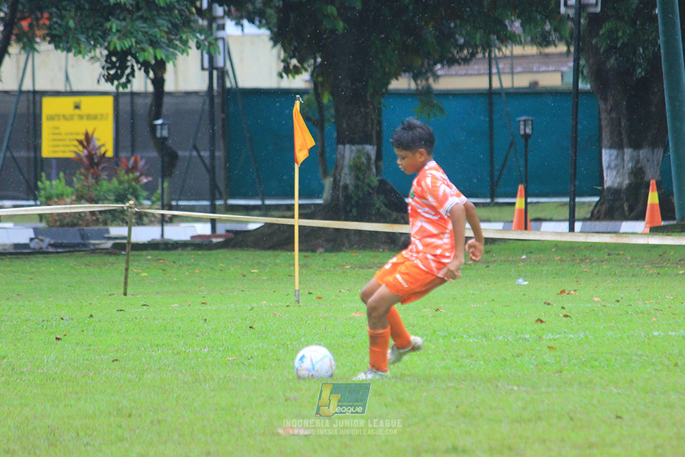 ijl u11 110126 soccer future lab cijantung vs brazillian ss senayan
