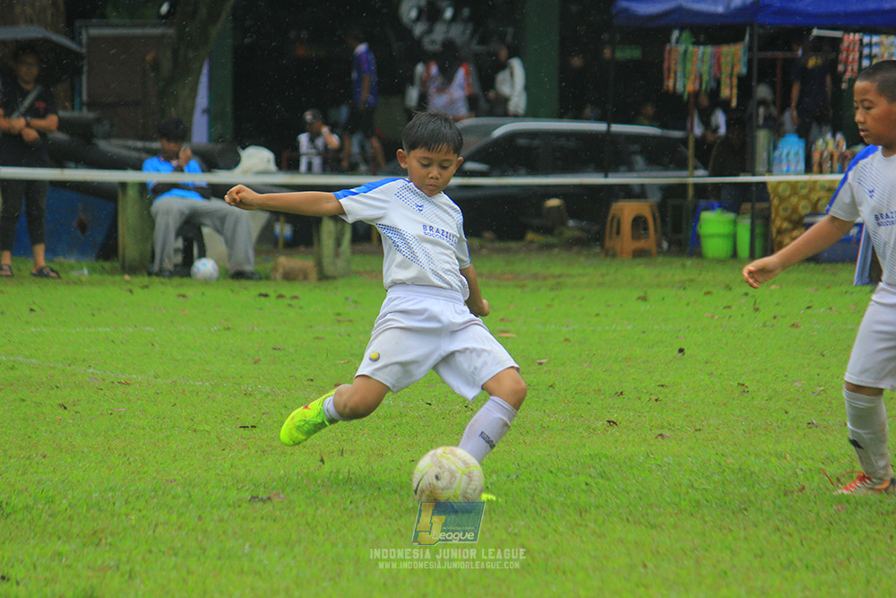 ijl u11 110126 soccer future lab cijantung vs brazillian ss senayan