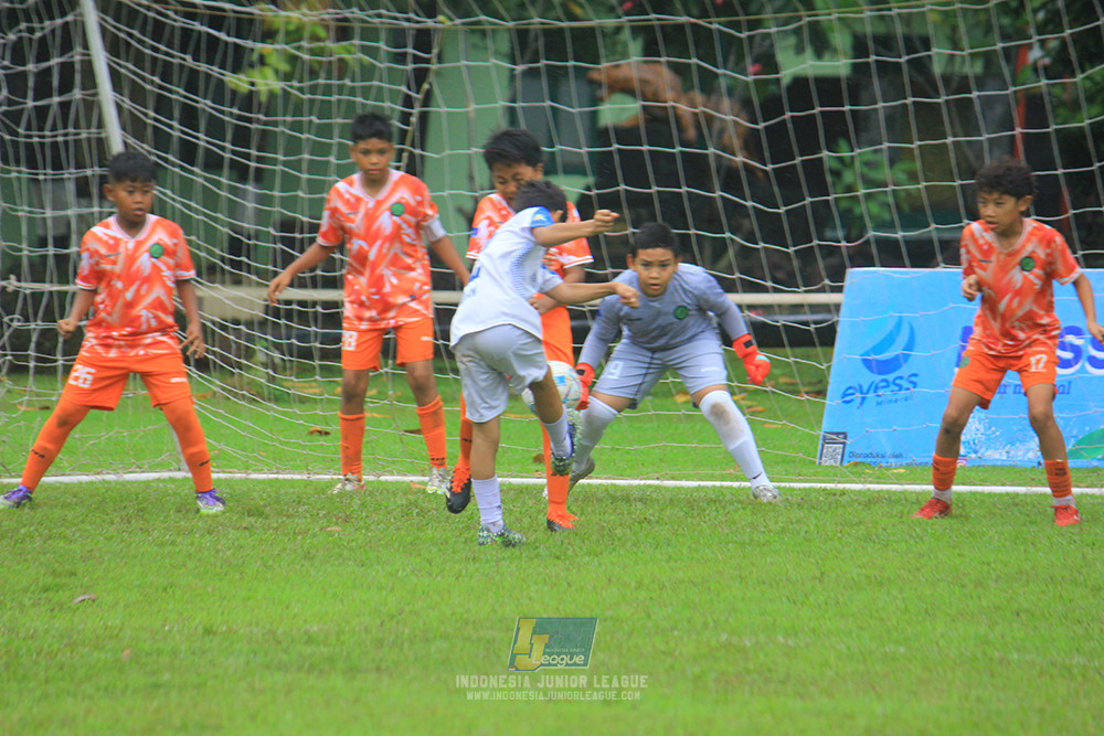 ijl u11 110126 soccer future lab cijantung vs brazillian ss senayan