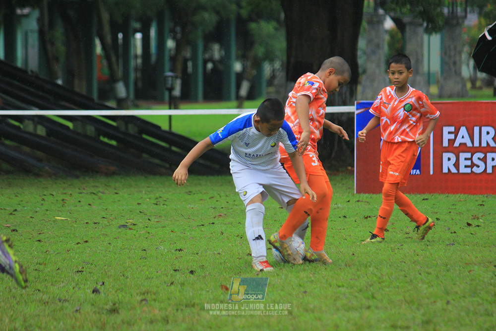 ijl u11 110126 soccer future lab cijantung vs brazillian ss senayan