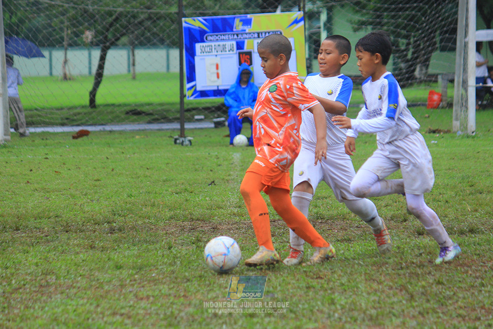 ijl u11 110126 soccer future lab cijantung vs brazillian ss senayan