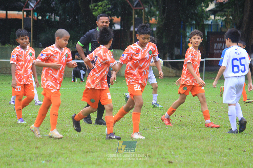 ijl u11 110126 soccer future lab cijantung vs brazillian ss senayan
