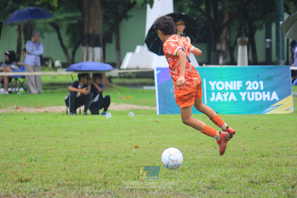 ijl u11 110126 soccer future lab cijantung vs brazillian ss senayan