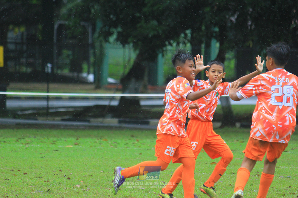 ijl u11 110126 soccer future lab cijantung vs brazillian ss senayan