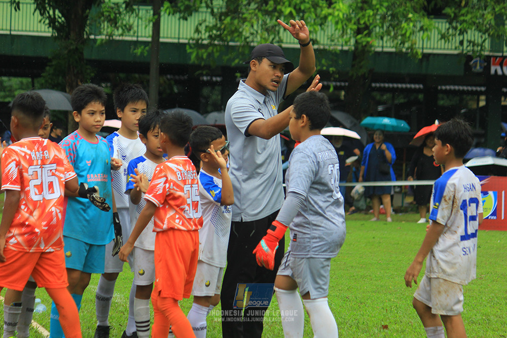 ijl u11 110126 soccer future lab cijantung vs brazillian ss senayan