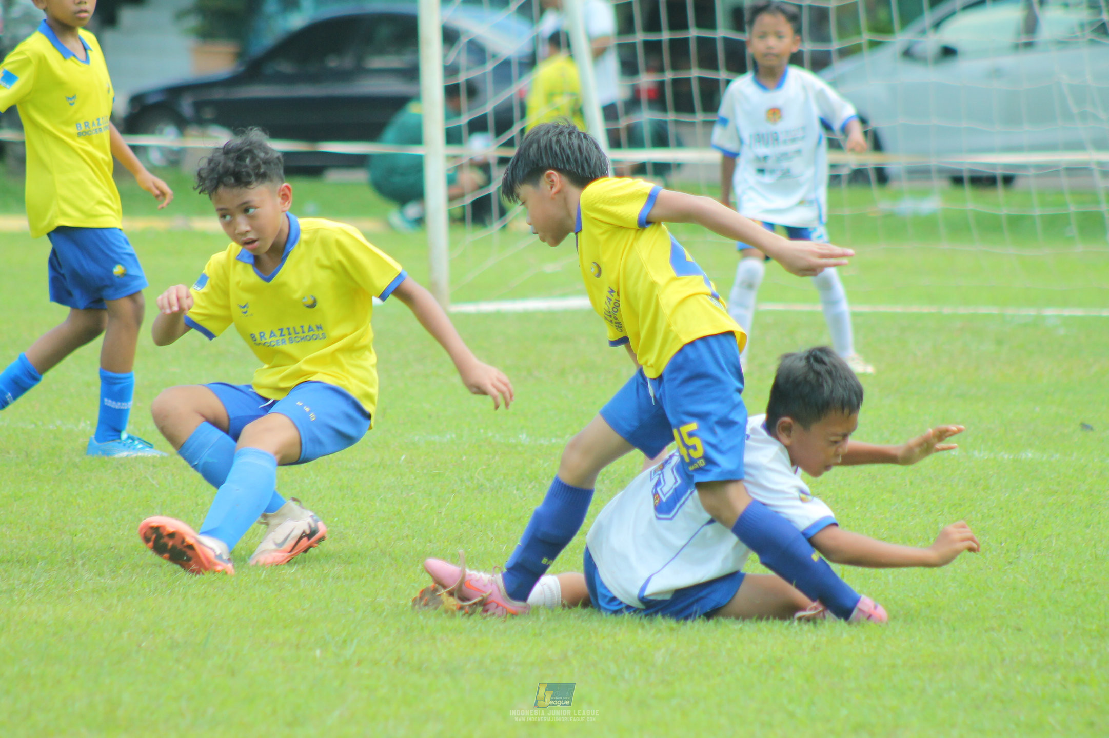 ijl u11 120426 brazillian ss bintaro vs java soccer academy