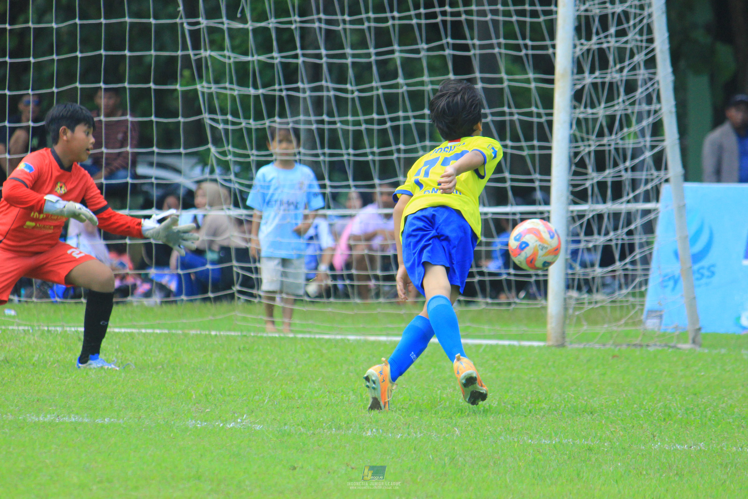 ijl u11 120426 brazillian ss bintaro vs java soccer academy