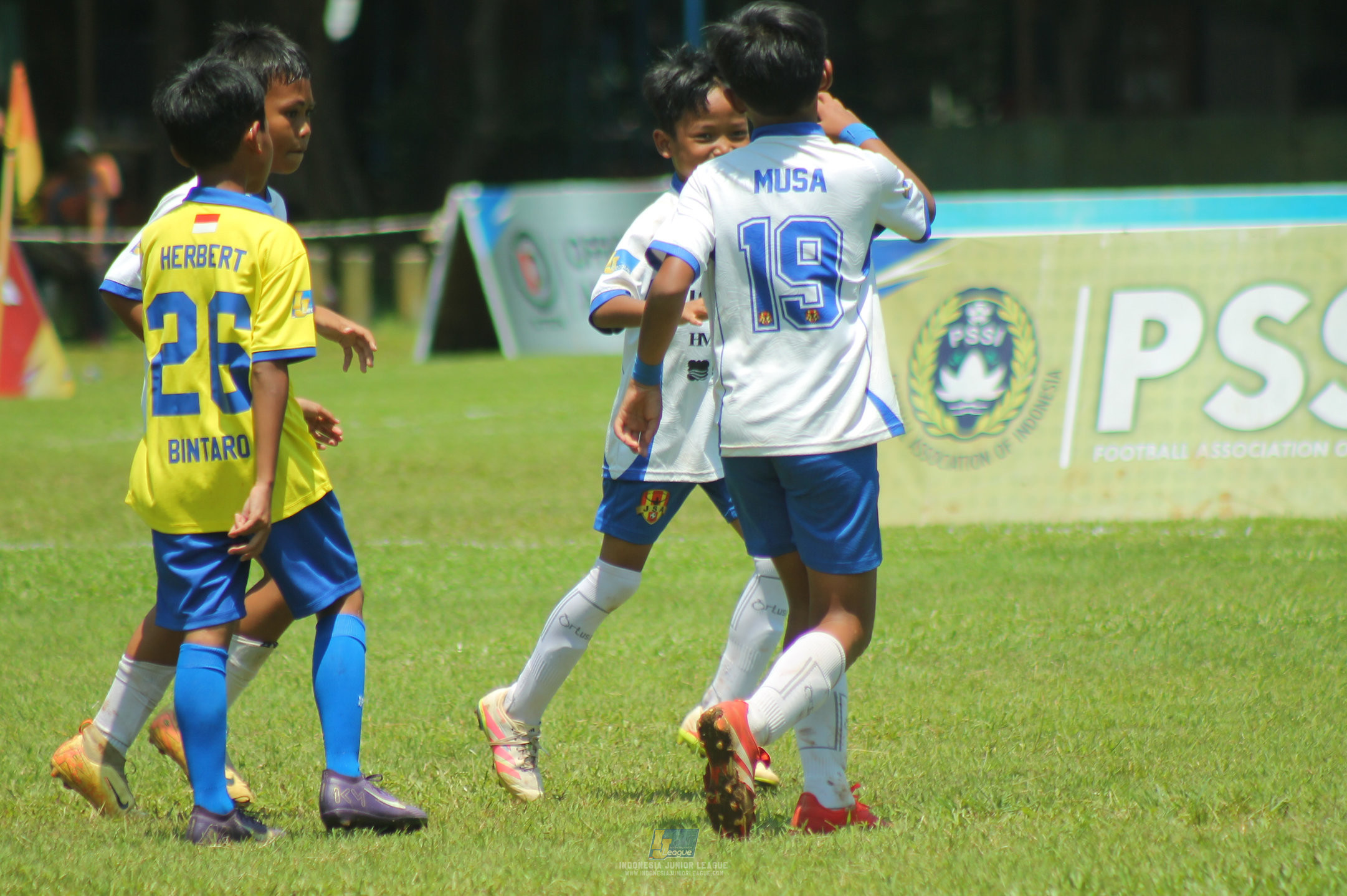 ijl u11 120426 brazillian ss bintaro vs java soccer academy