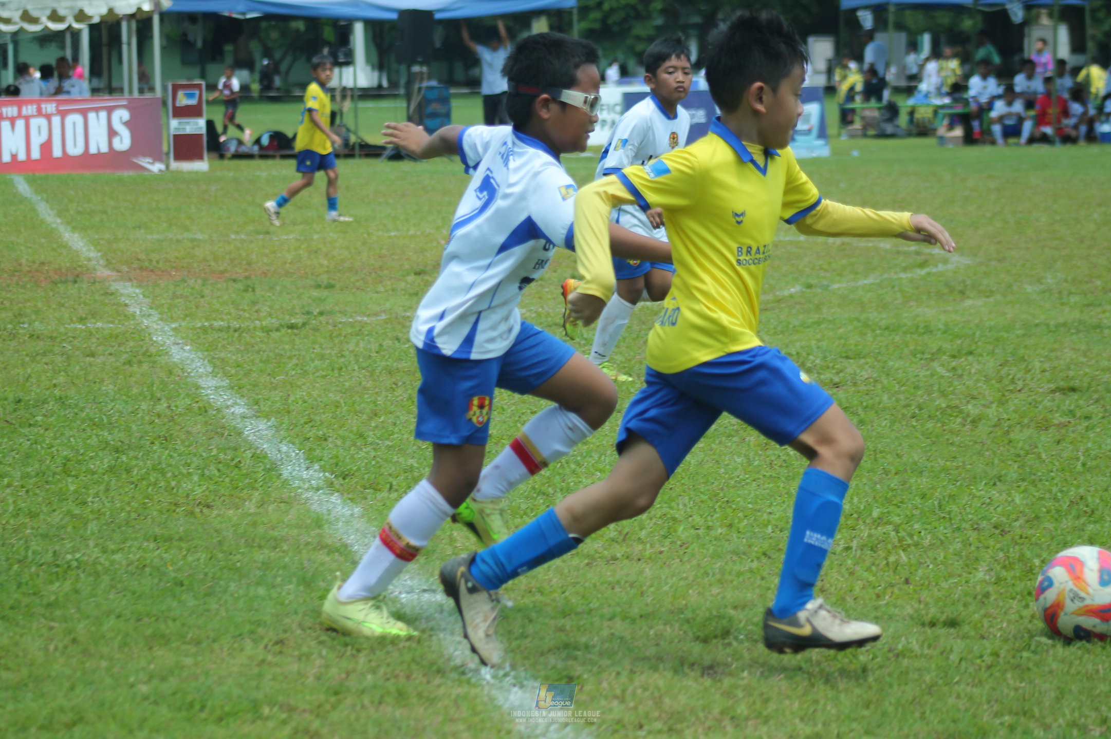 ijl u11 120426 brazillian ss bintaro vs java soccer academy