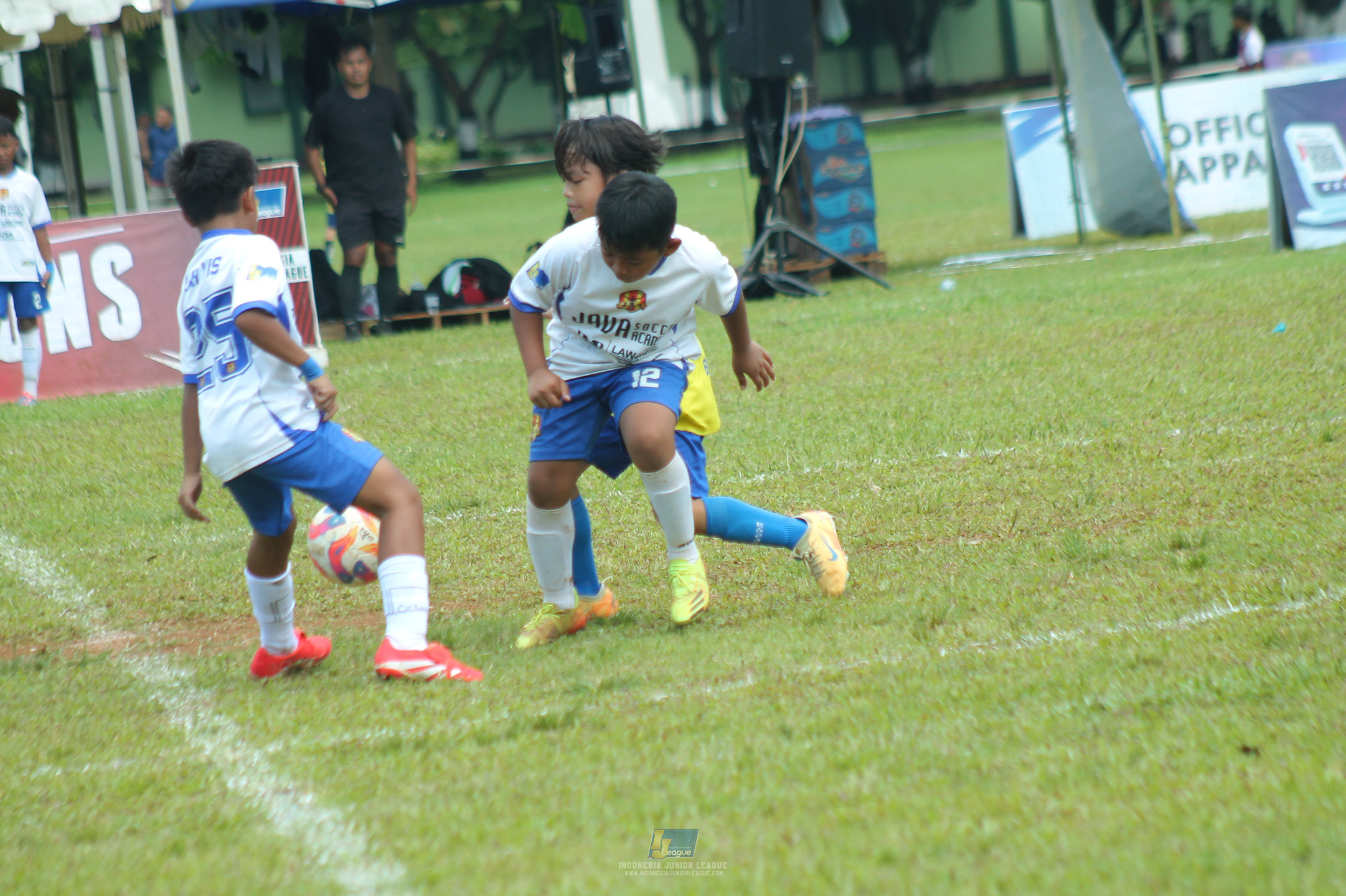 ijl u11 120426 brazillian ss bintaro vs java soccer academy