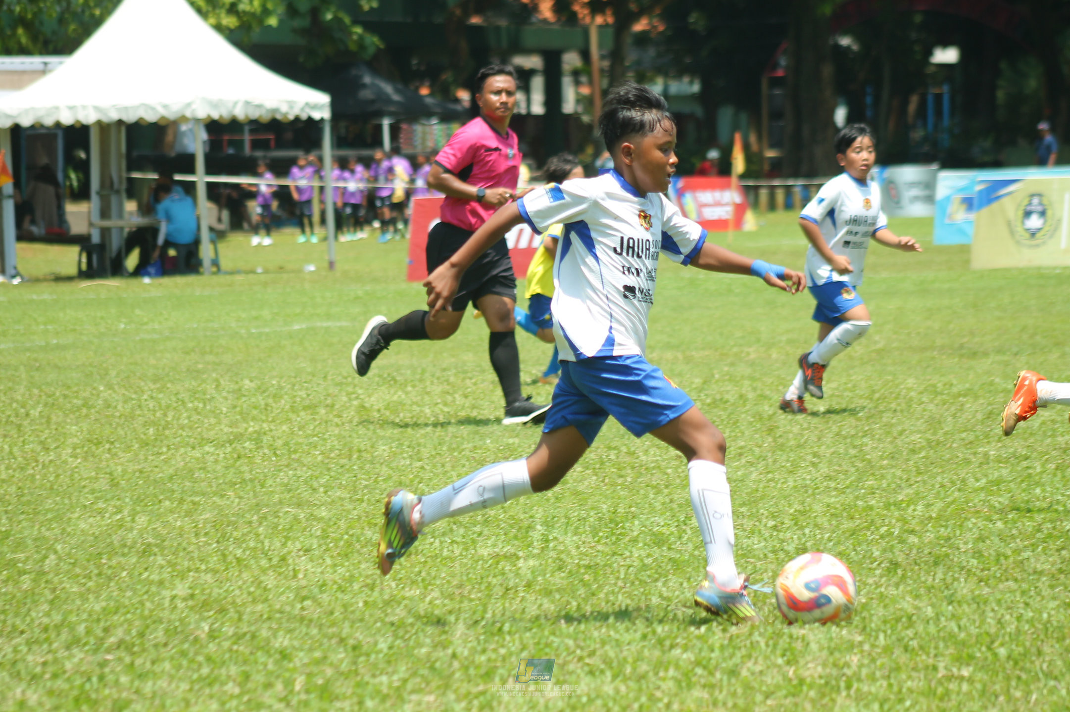ijl u11 120426 brazillian ss bintaro vs java soccer academy