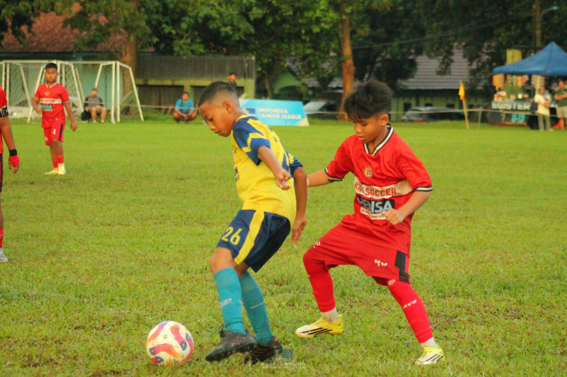 ijl u11 120426 brazillian ss lfa vs kids soccer family