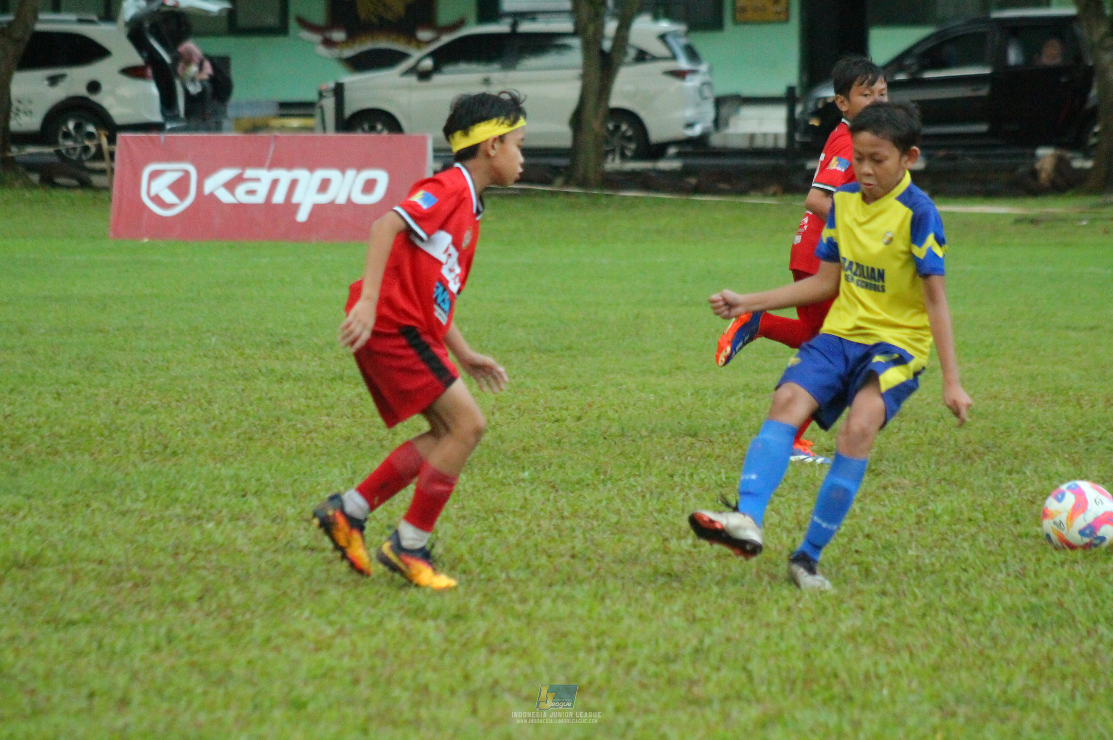ijl u11 120426 brazillian ss lfa vs kids soccer family