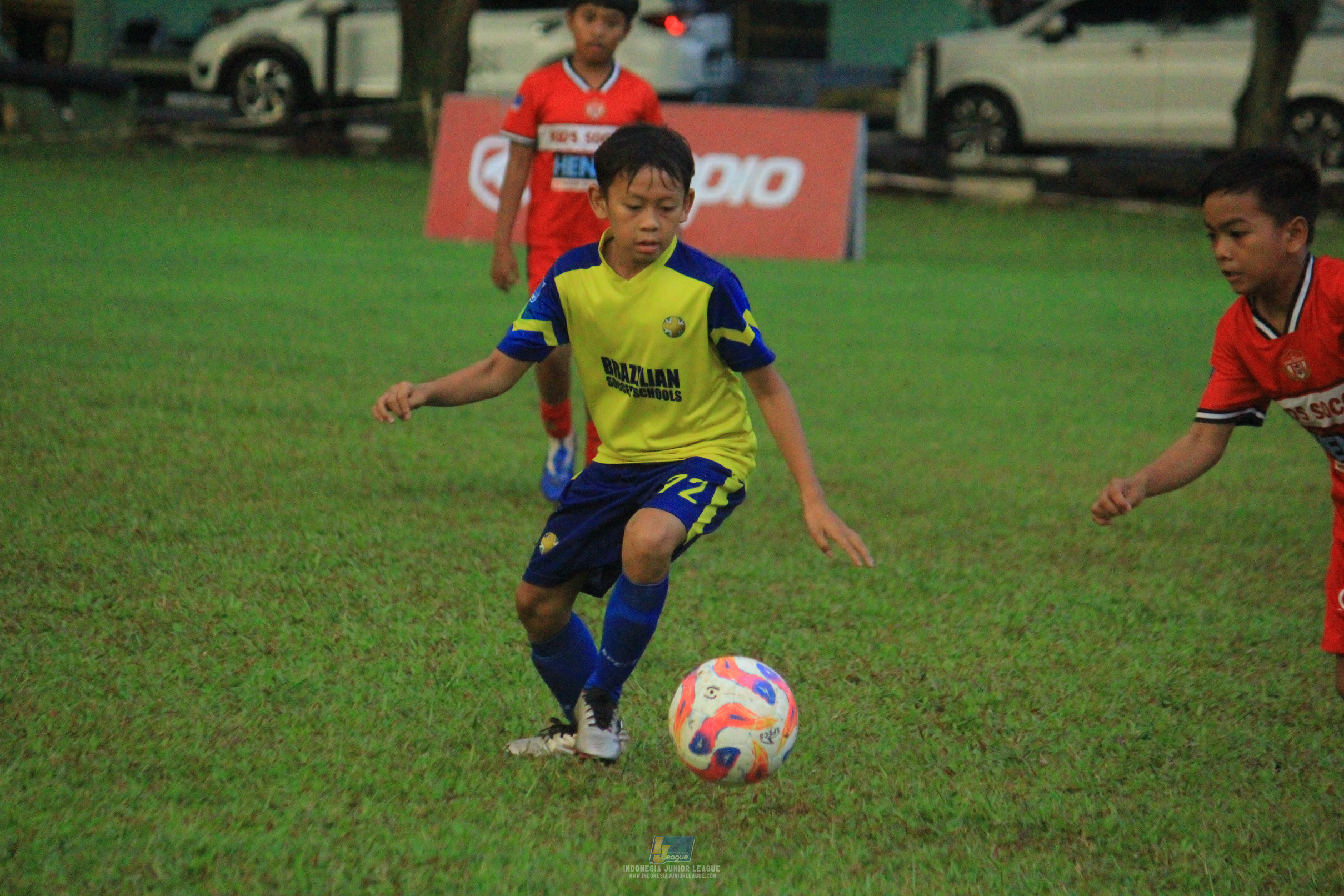 ijl u11 120426 brazillian ss lfa vs kids soccer family