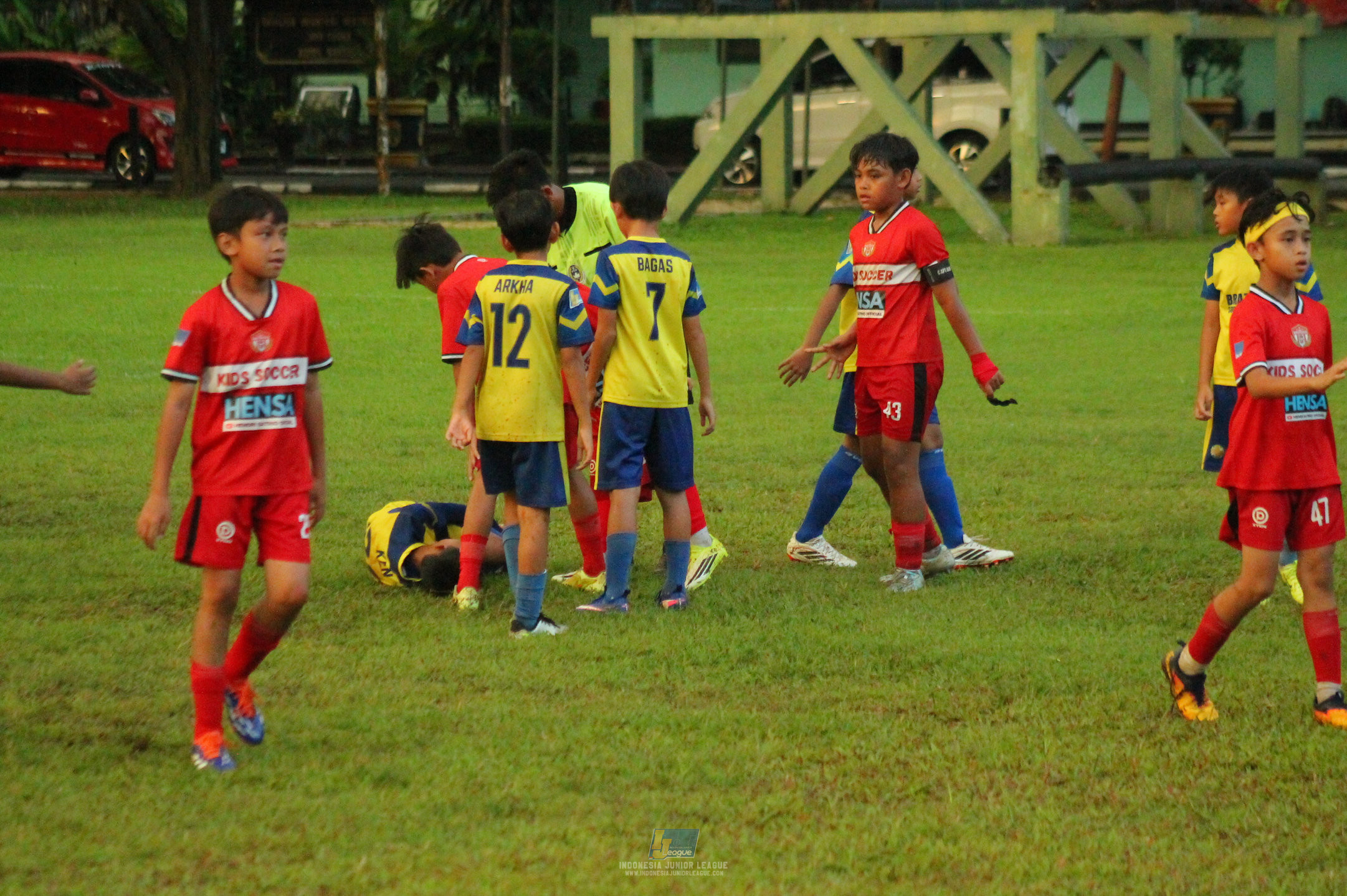 ijl u11 120426 brazillian ss lfa vs kids soccer family