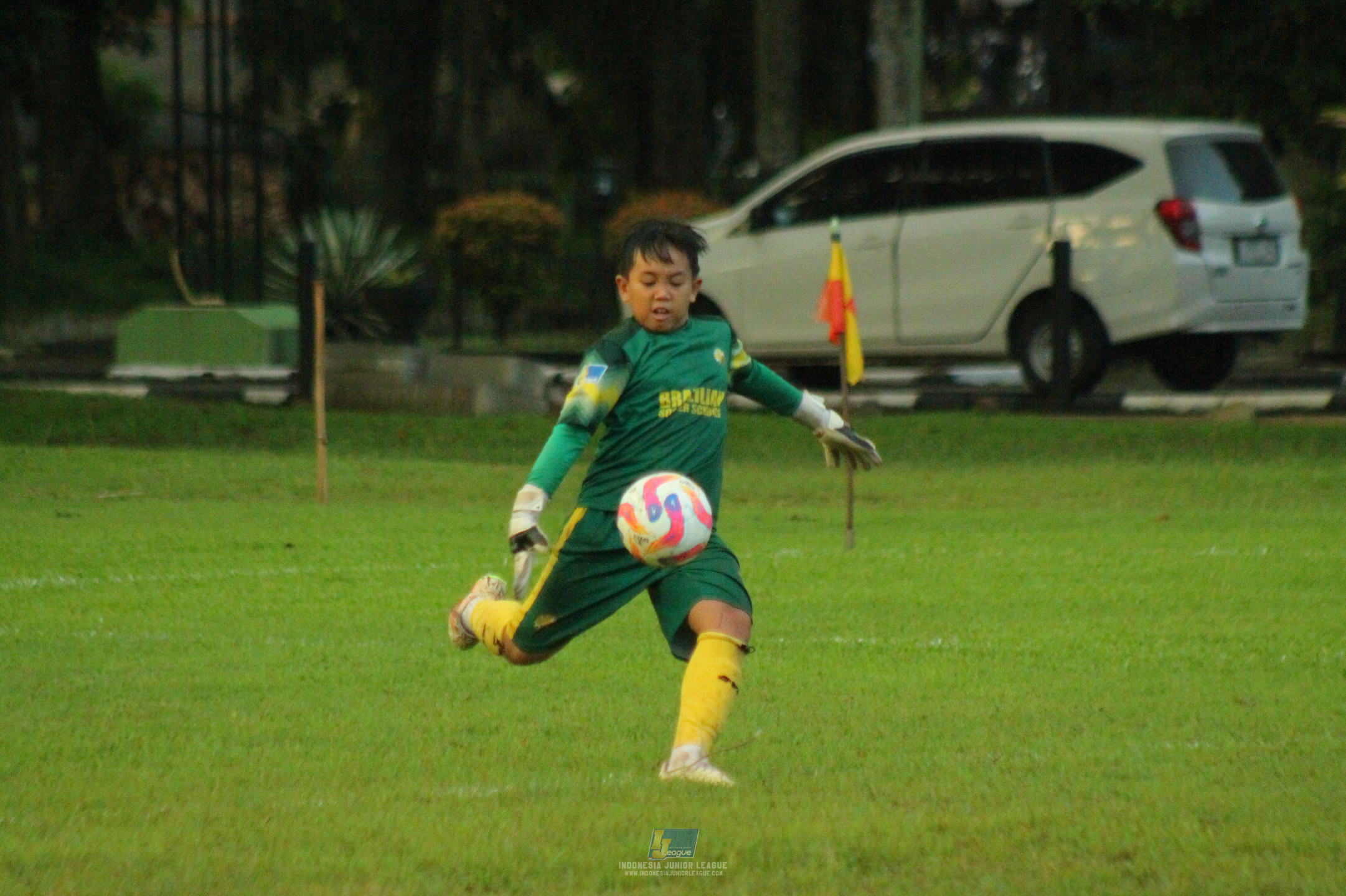 ijl u11 120426 brazillian ss lfa vs kids soccer family