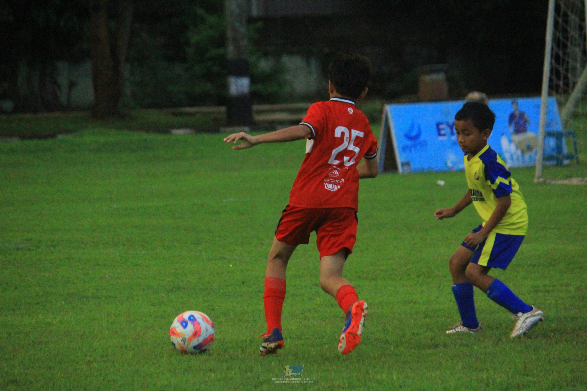 ijl u11 120426 brazillian ss lfa vs kids soccer family