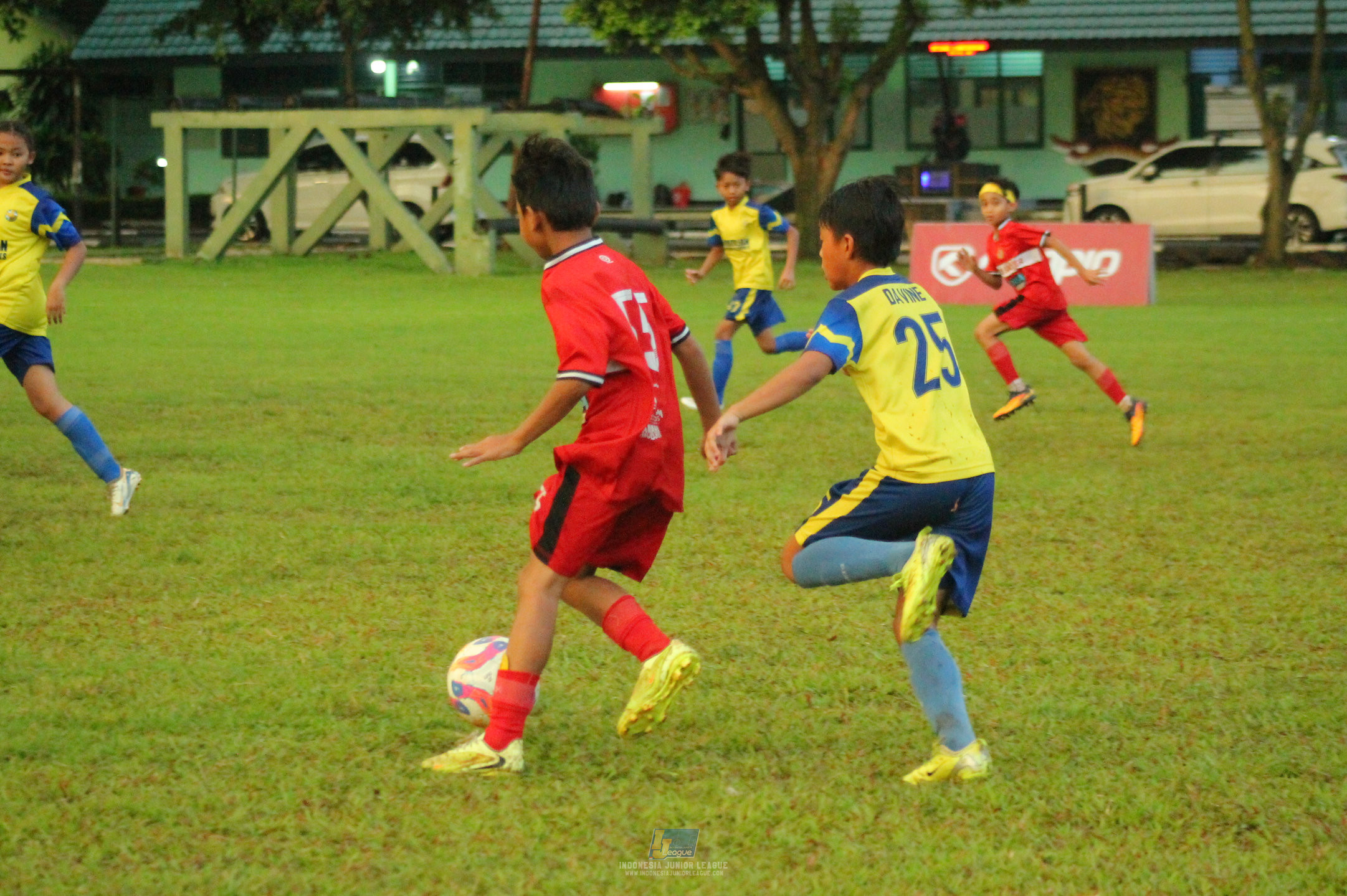 ijl u11 120426 brazillian ss lfa vs kids soccer family