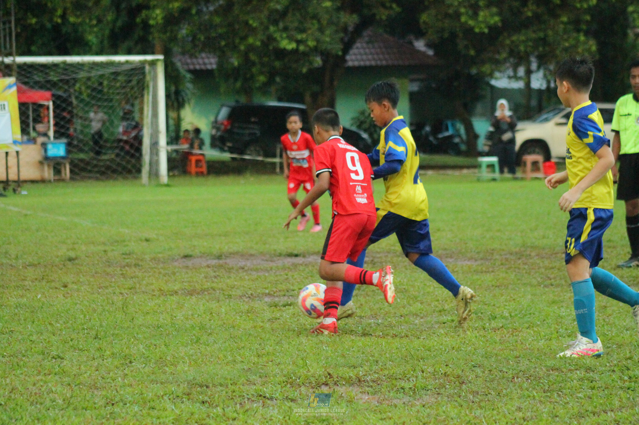 ijl u11 120426 brazillian ss lfa vs kids soccer family