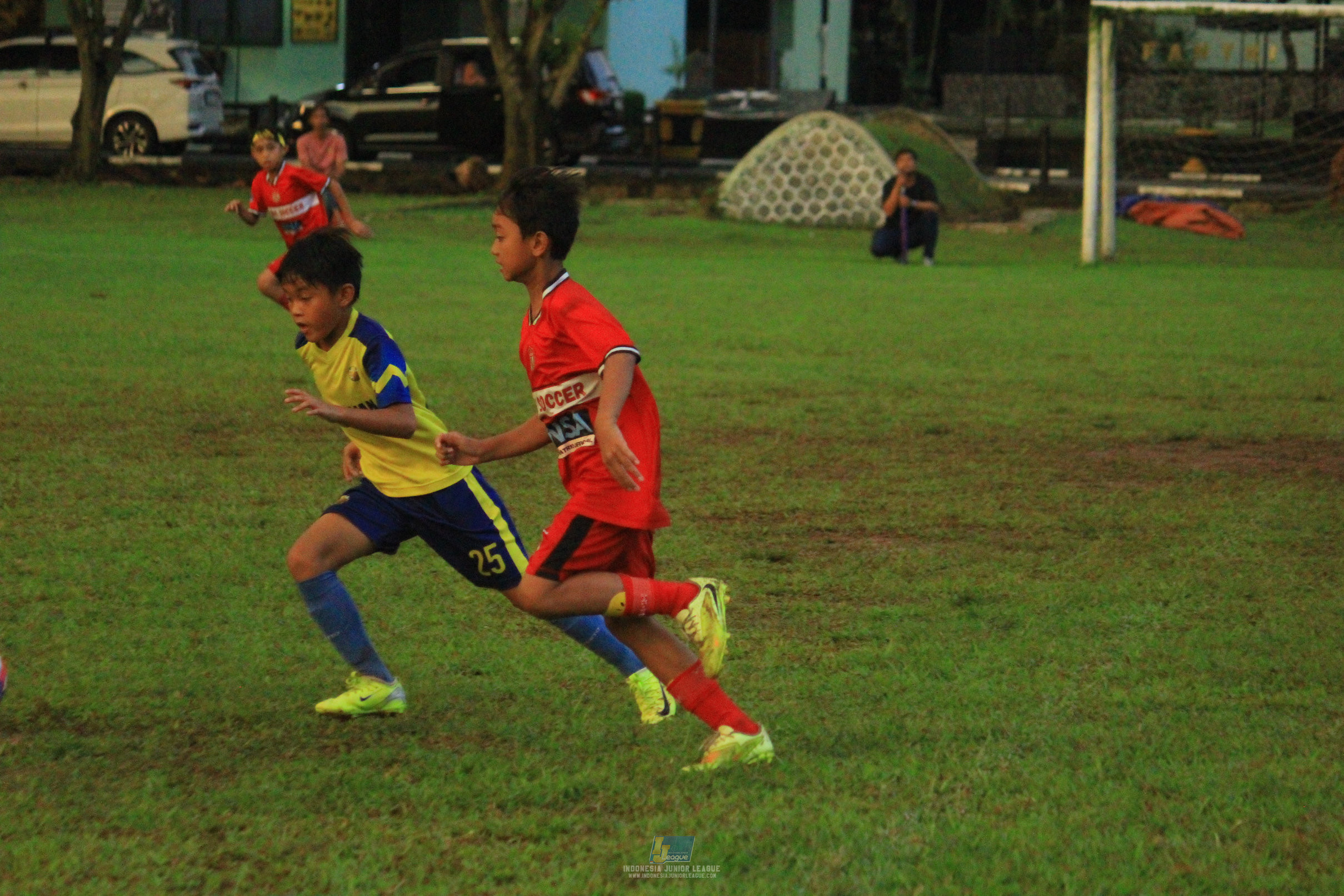 ijl u11 120426 brazillian ss lfa vs kids soccer family