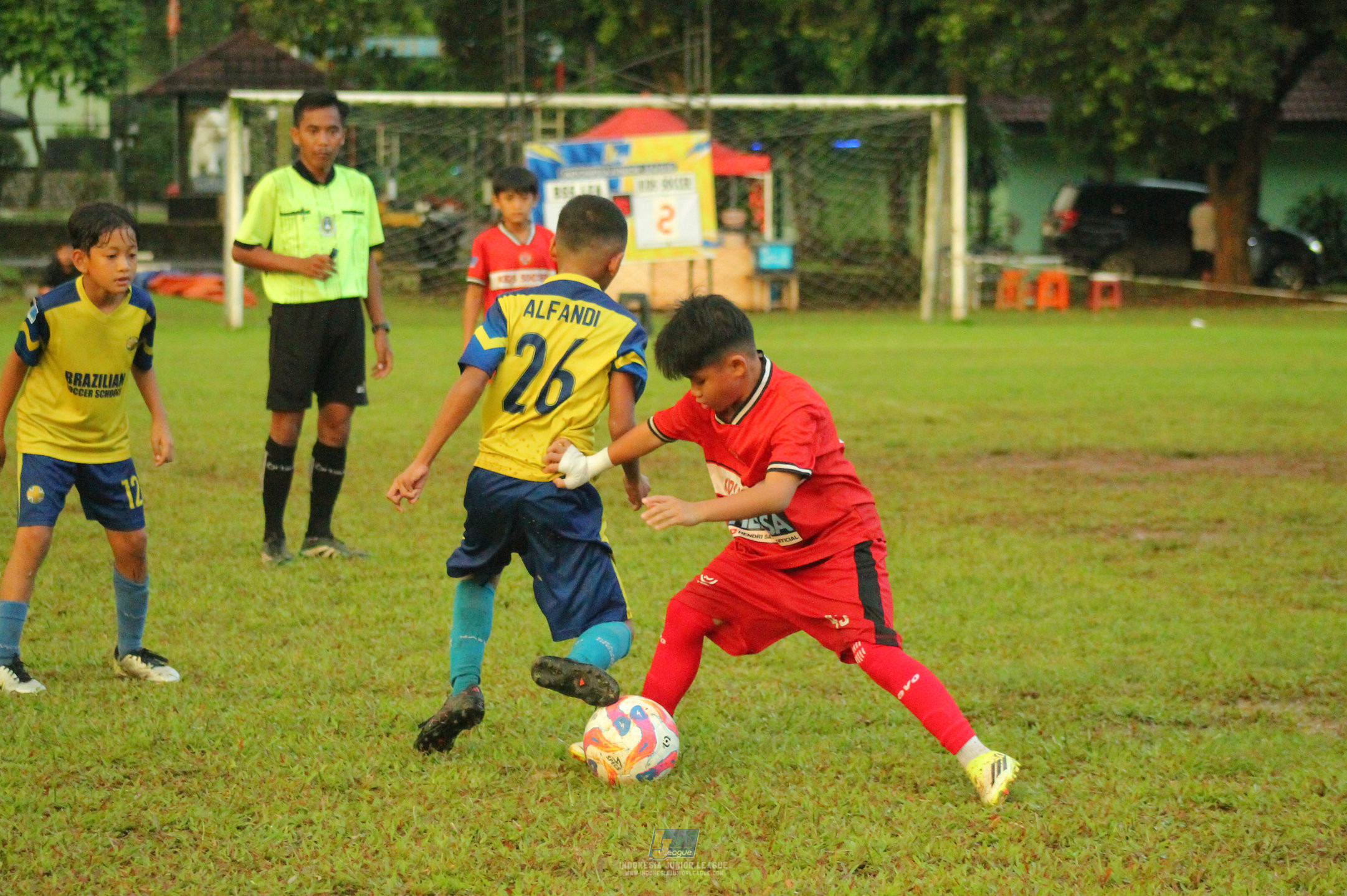 ijl u11 120426 brazillian ss lfa vs kids soccer family