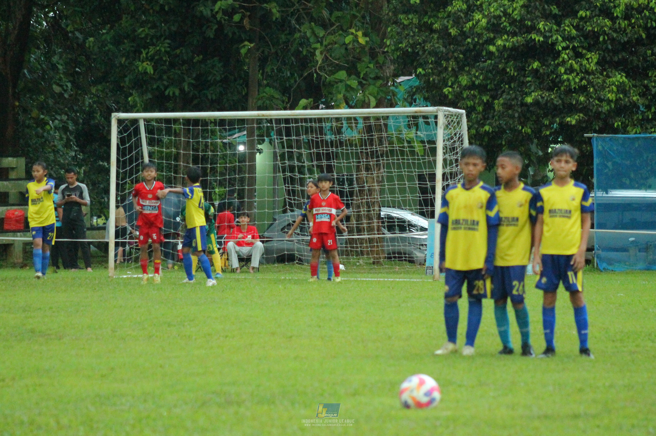 ijl u11 120426 brazillian ss lfa vs kids soccer family