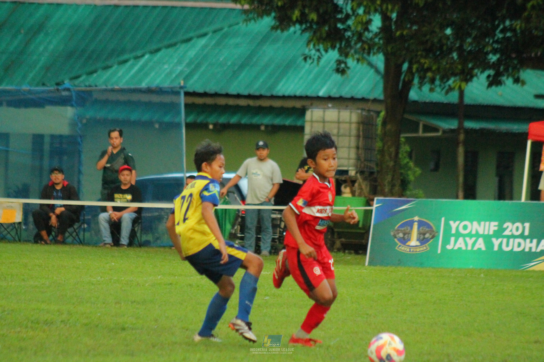 ijl u11 120426 brazillian ss lfa vs kids soccer family