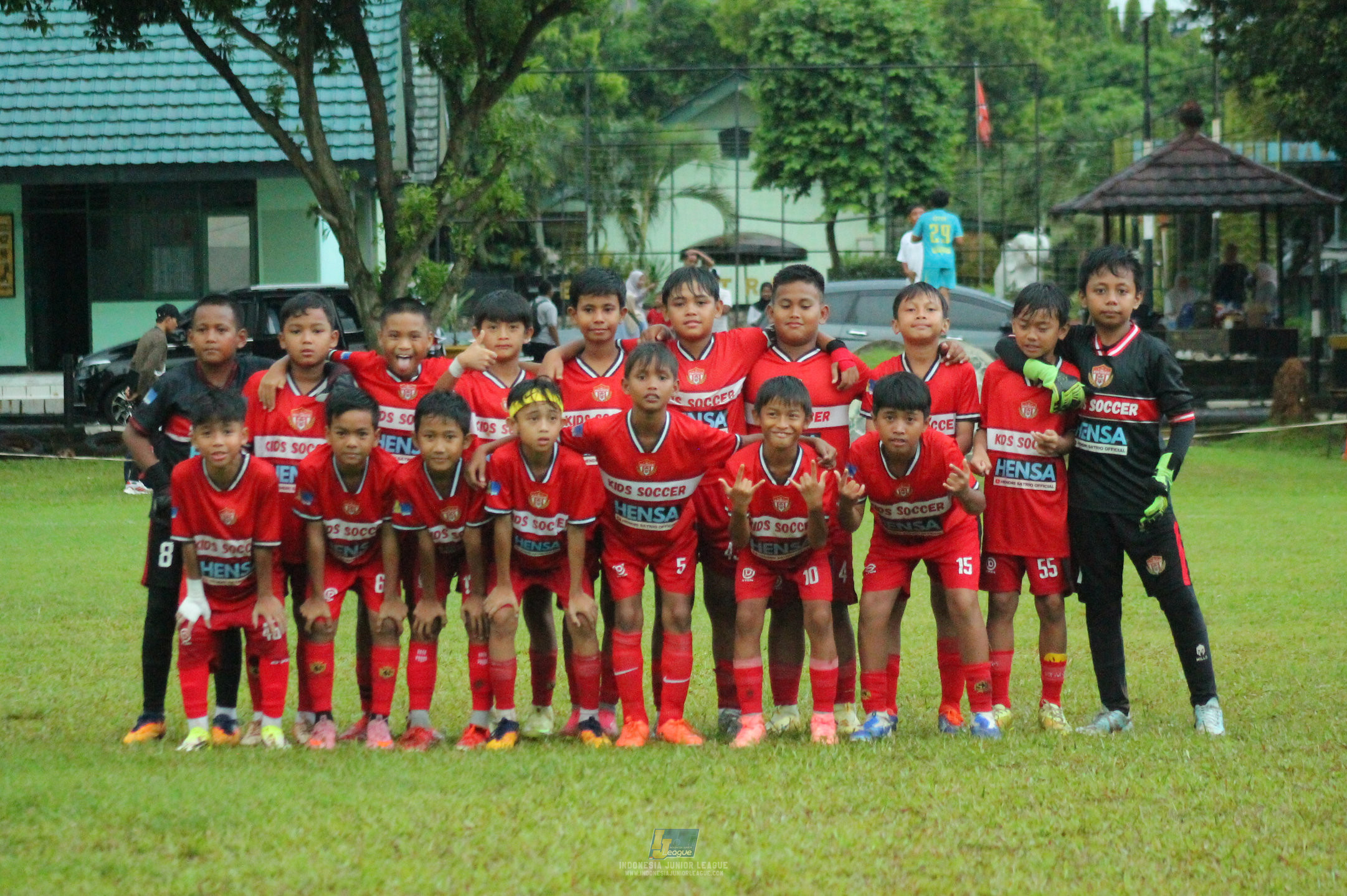 ijl u11 120426 brazillian ss lfa vs kids soccer family