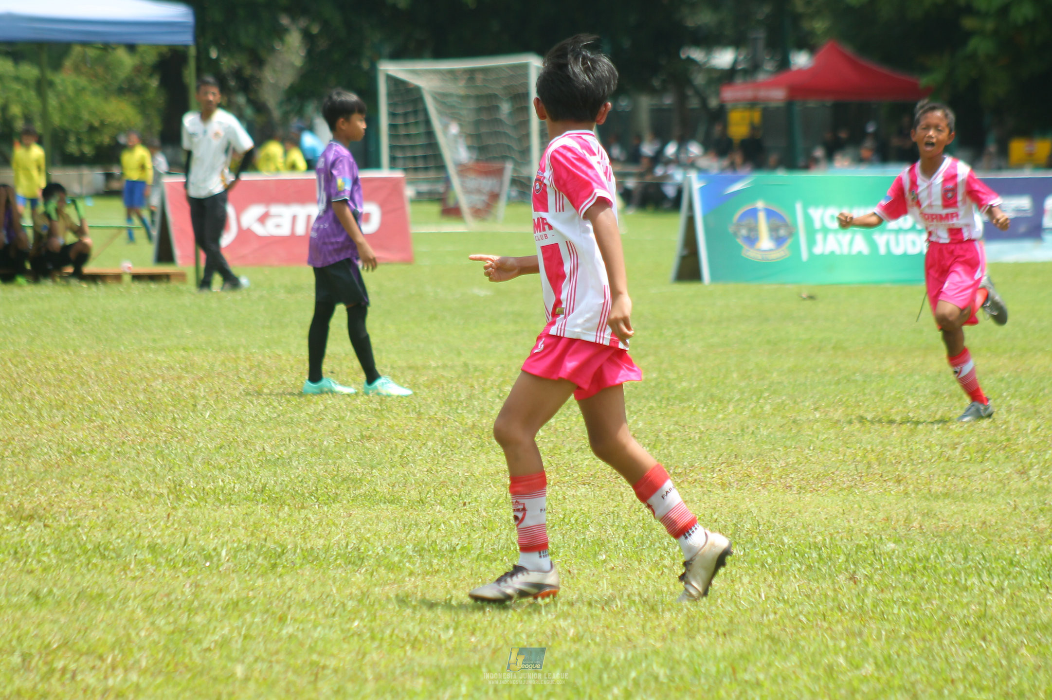 ijl u11 120426 farama fc vs grand young kids