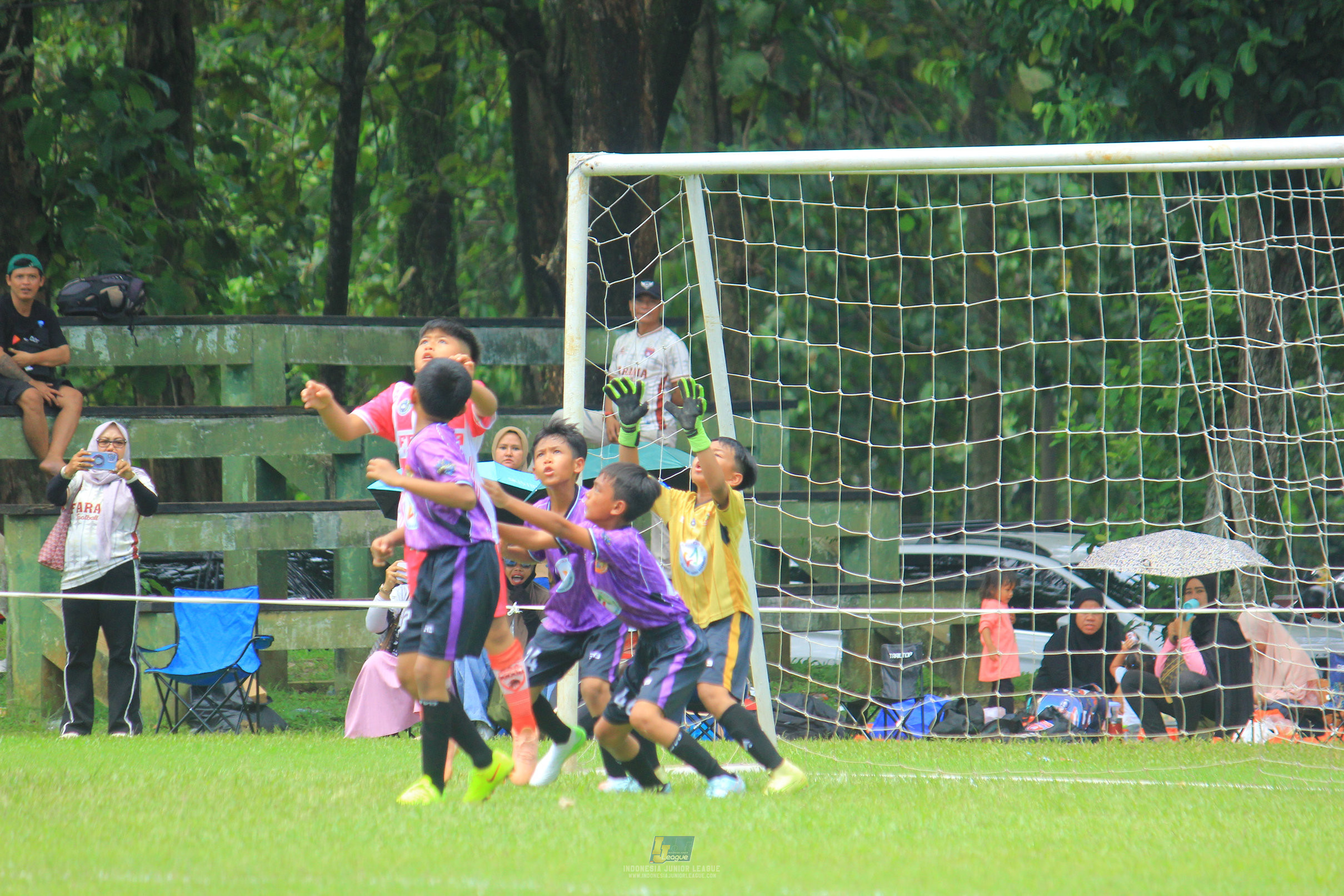 ijl u11 120426 farama fc vs grand young kids