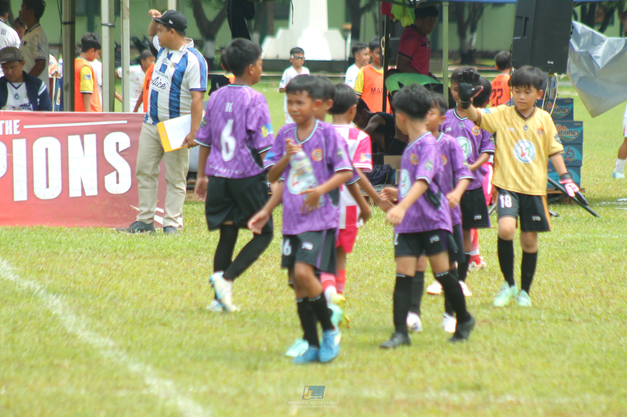 ijl u11 120426 farama fc vs grand young kids