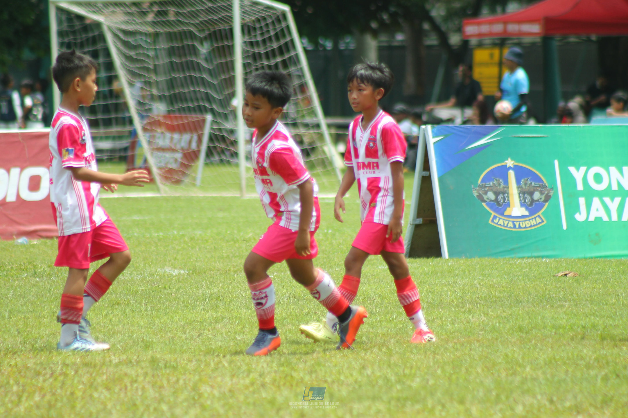 ijl u11 120426 farama fc vs grand young kids