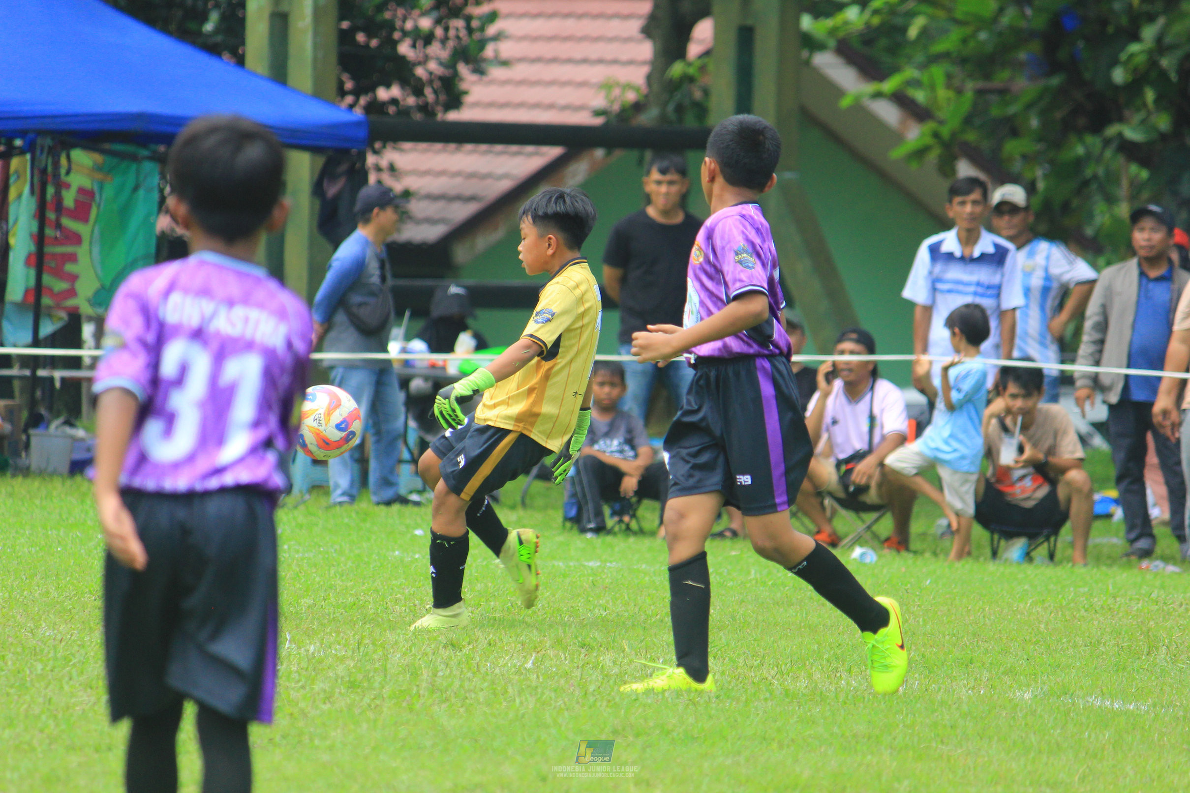 ijl u11 120426 farama fc vs grand young kids