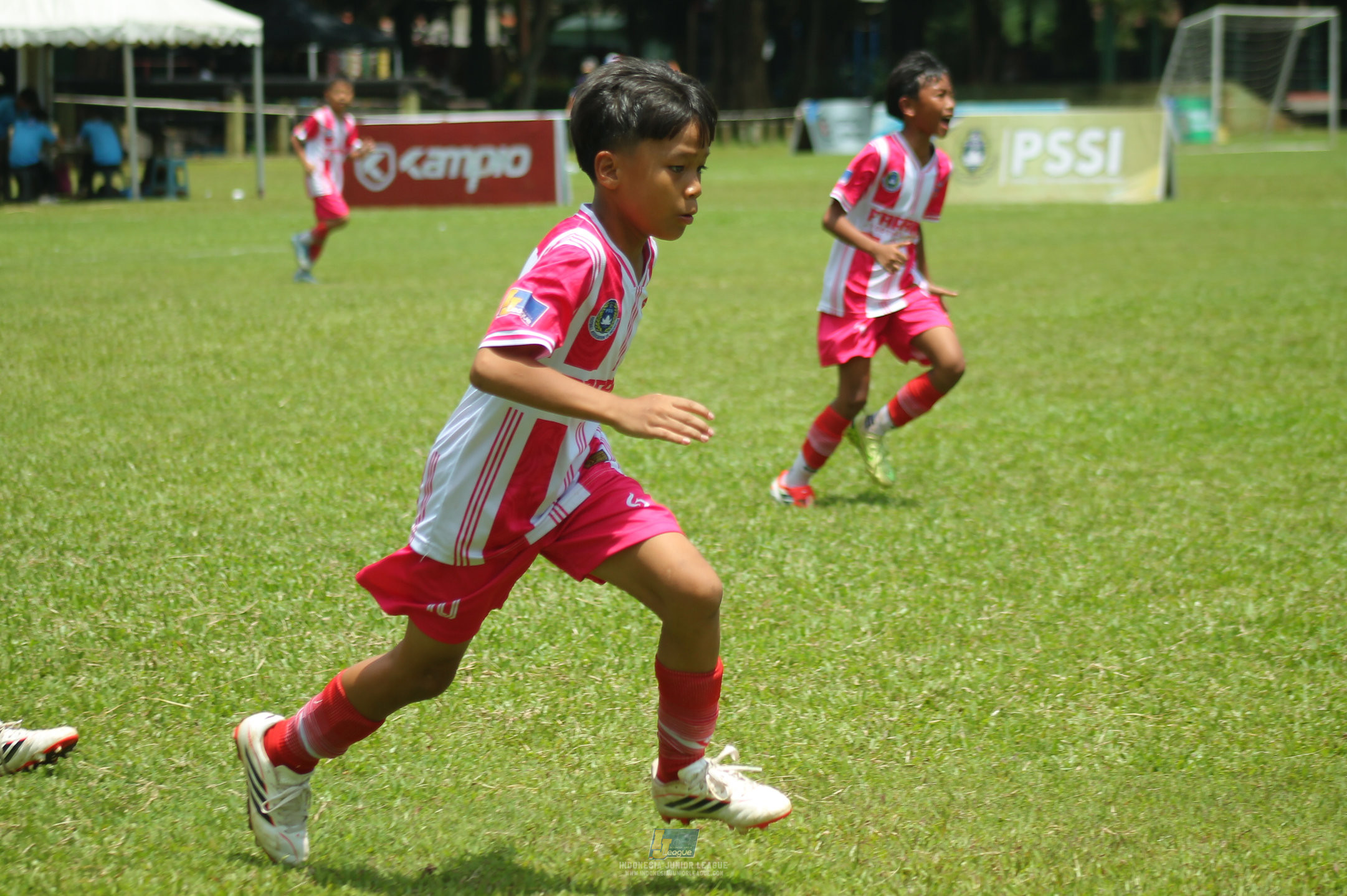 ijl u11 120426 farama fc vs grand young kids