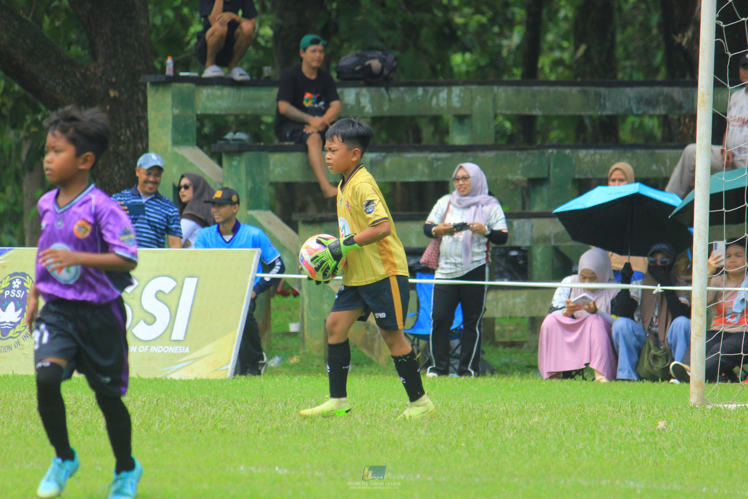 ijl u11 120426 farama fc vs grand young kids