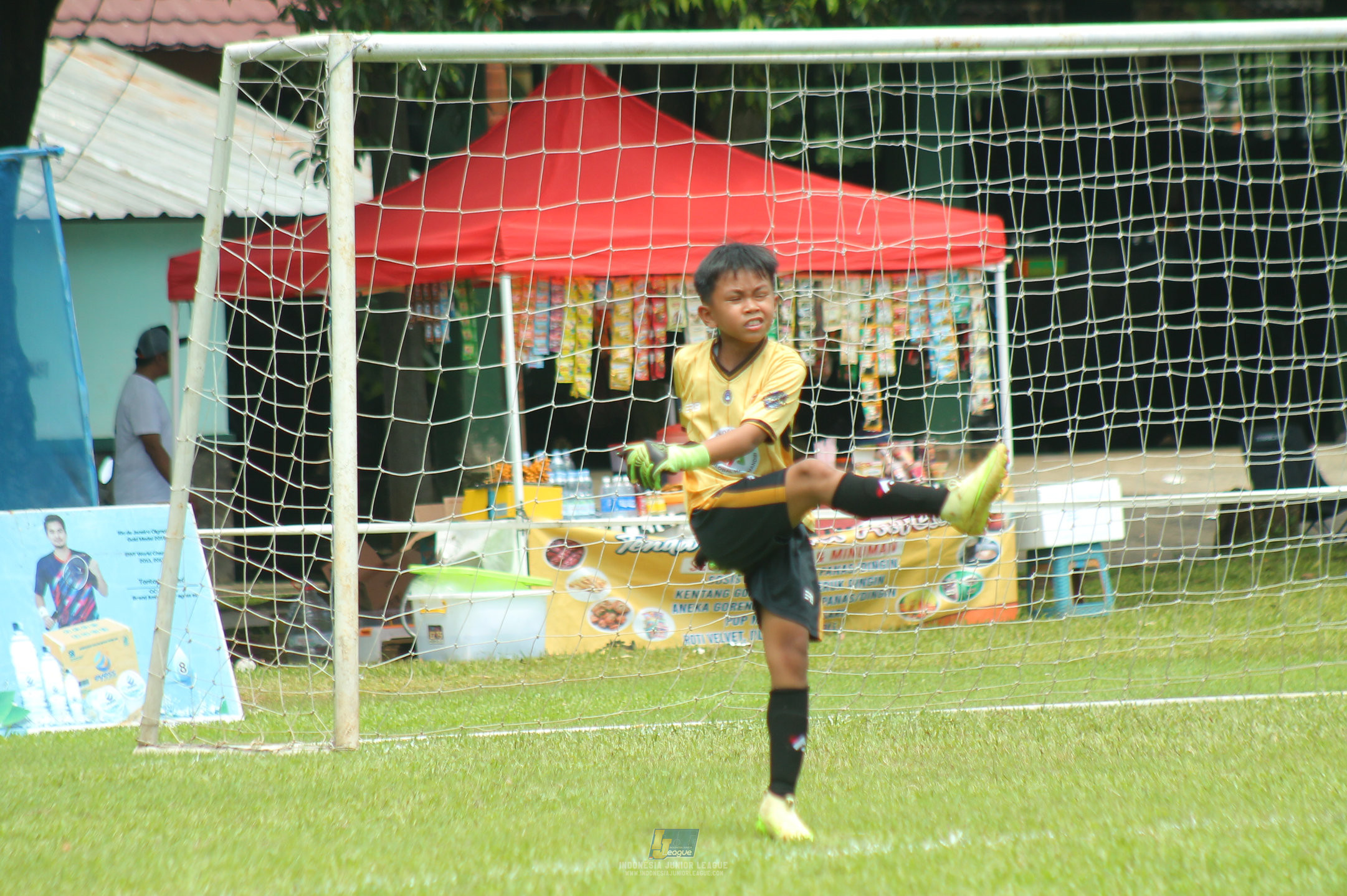 ijl u11 120426 farama fc vs grand young kids