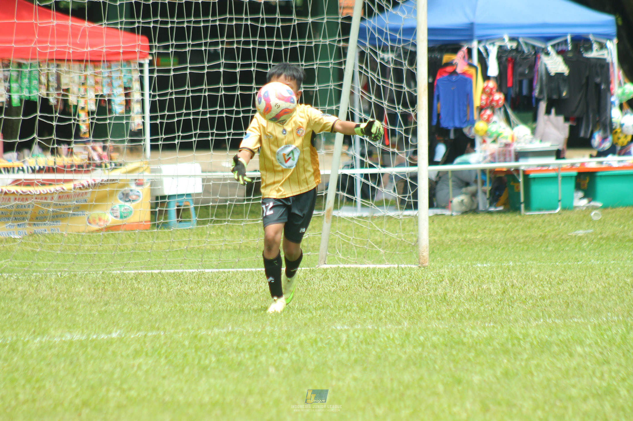 ijl u11 120426 farama fc vs grand young kids